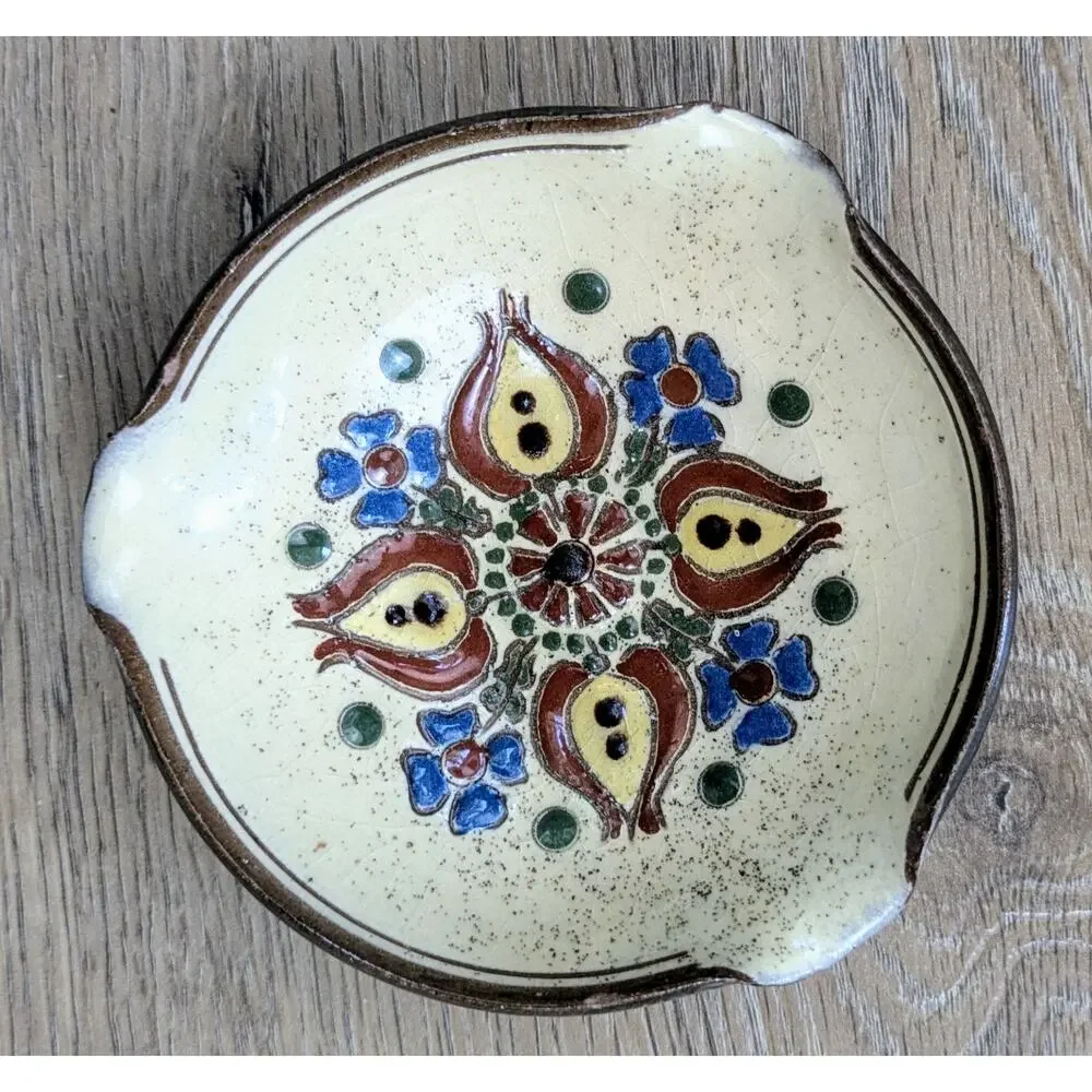 Original Wolfgang Geisler Yellowware Pottery Folk Art Tulip Circular Spoon Rest